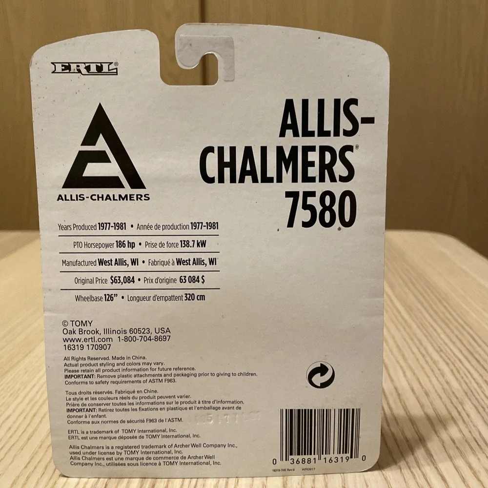 Ertl Allis-Chalmers 7580 4WD Diecast Tractor w Duals 1/64 Scale Tomy 16319